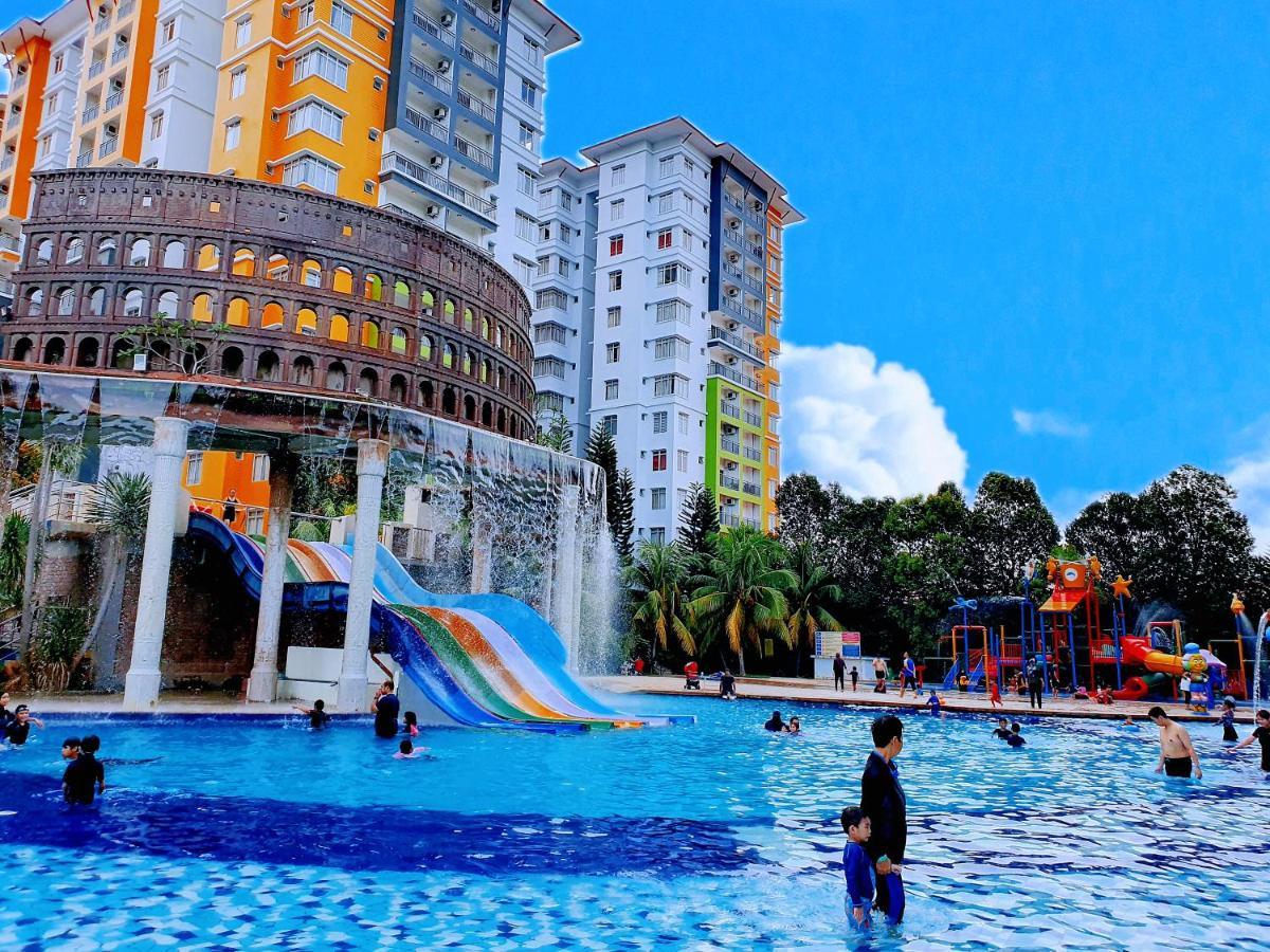 Melaka Top Largest Waterpark Resort - By Youbnb Homestay Melaka Extérieur photo