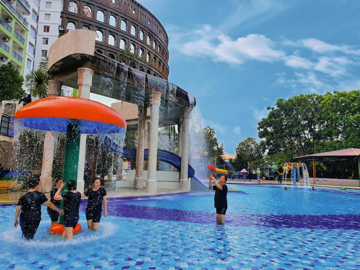 Melaka Top Largest Waterpark Resort - By Youbnb Homestay Melaka Extérieur photo