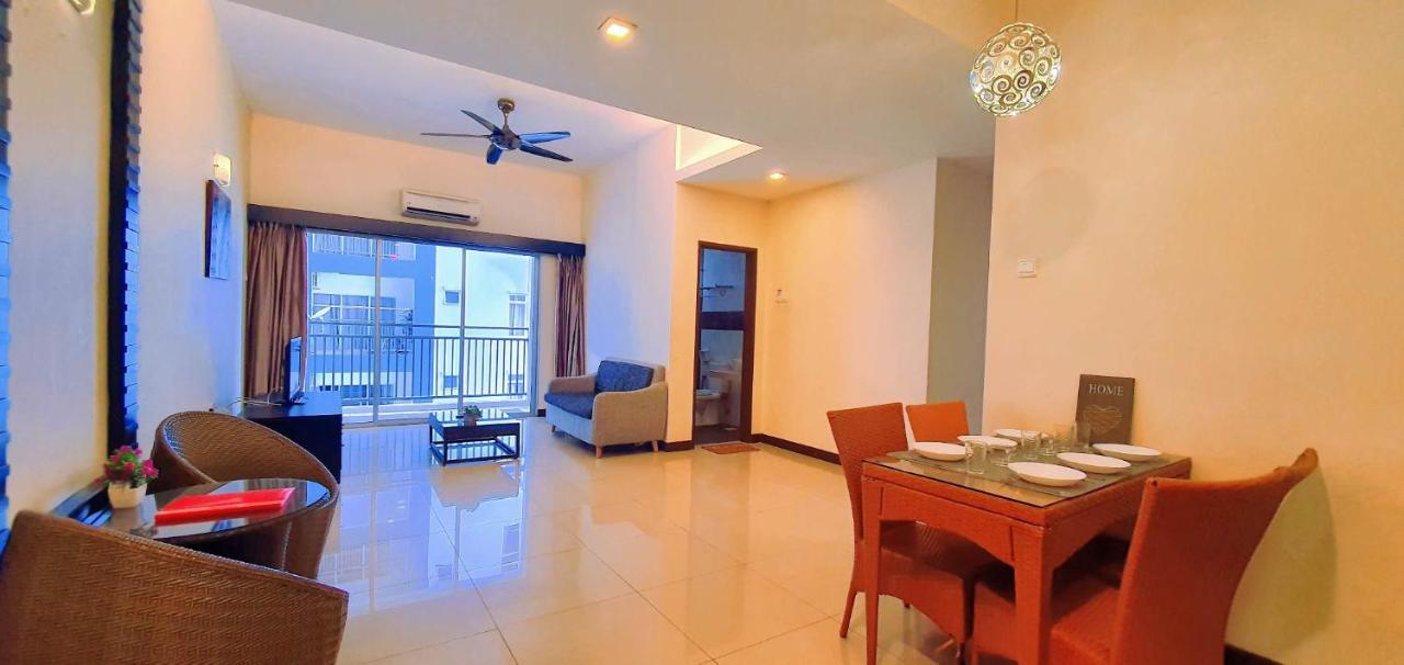 Melaka Top Largest Waterpark Resort - By Youbnb Homestay Melaka Extérieur photo