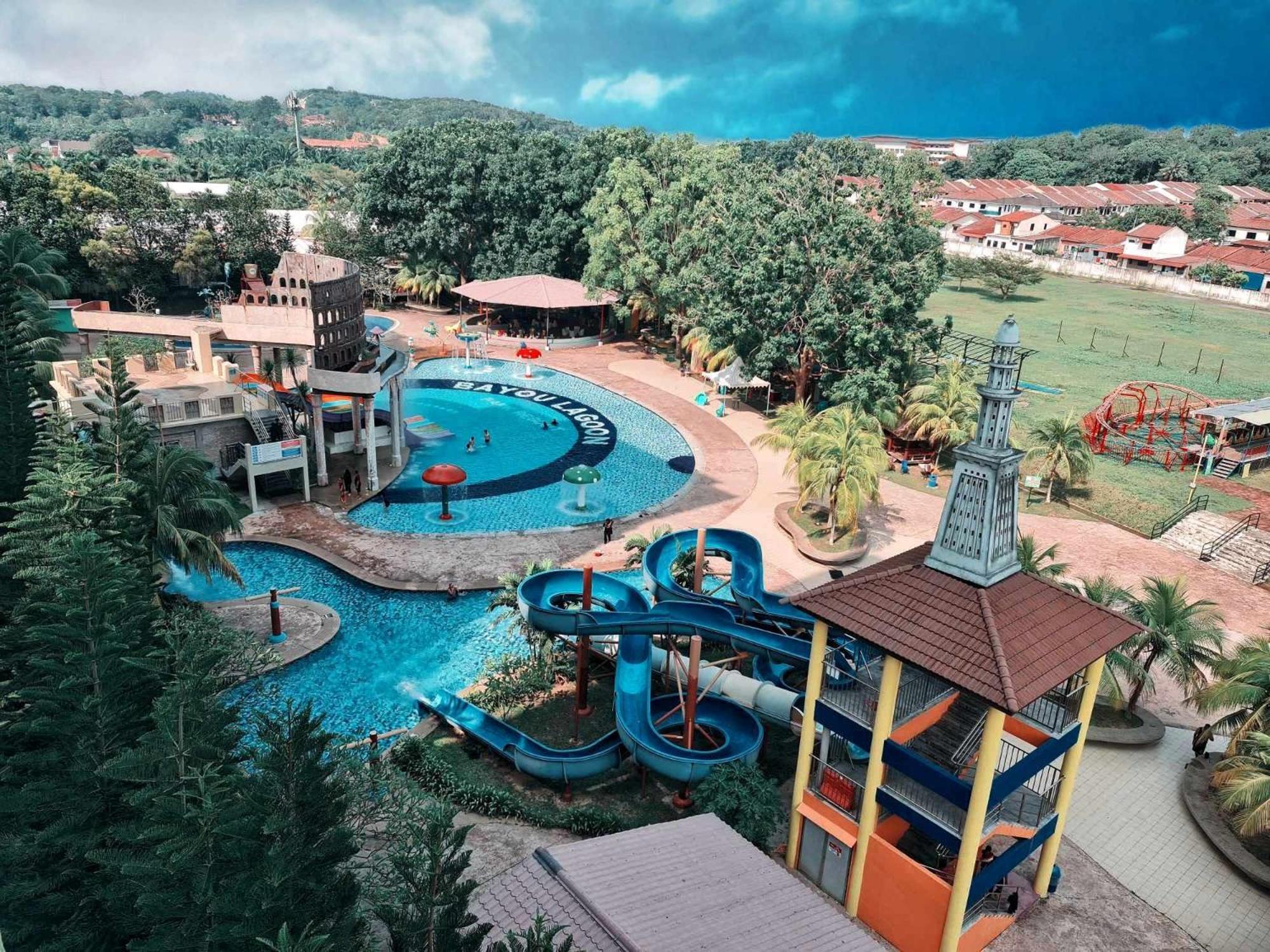 Melaka Top Largest Waterpark Resort - By Youbnb Homestay Melaka Extérieur photo