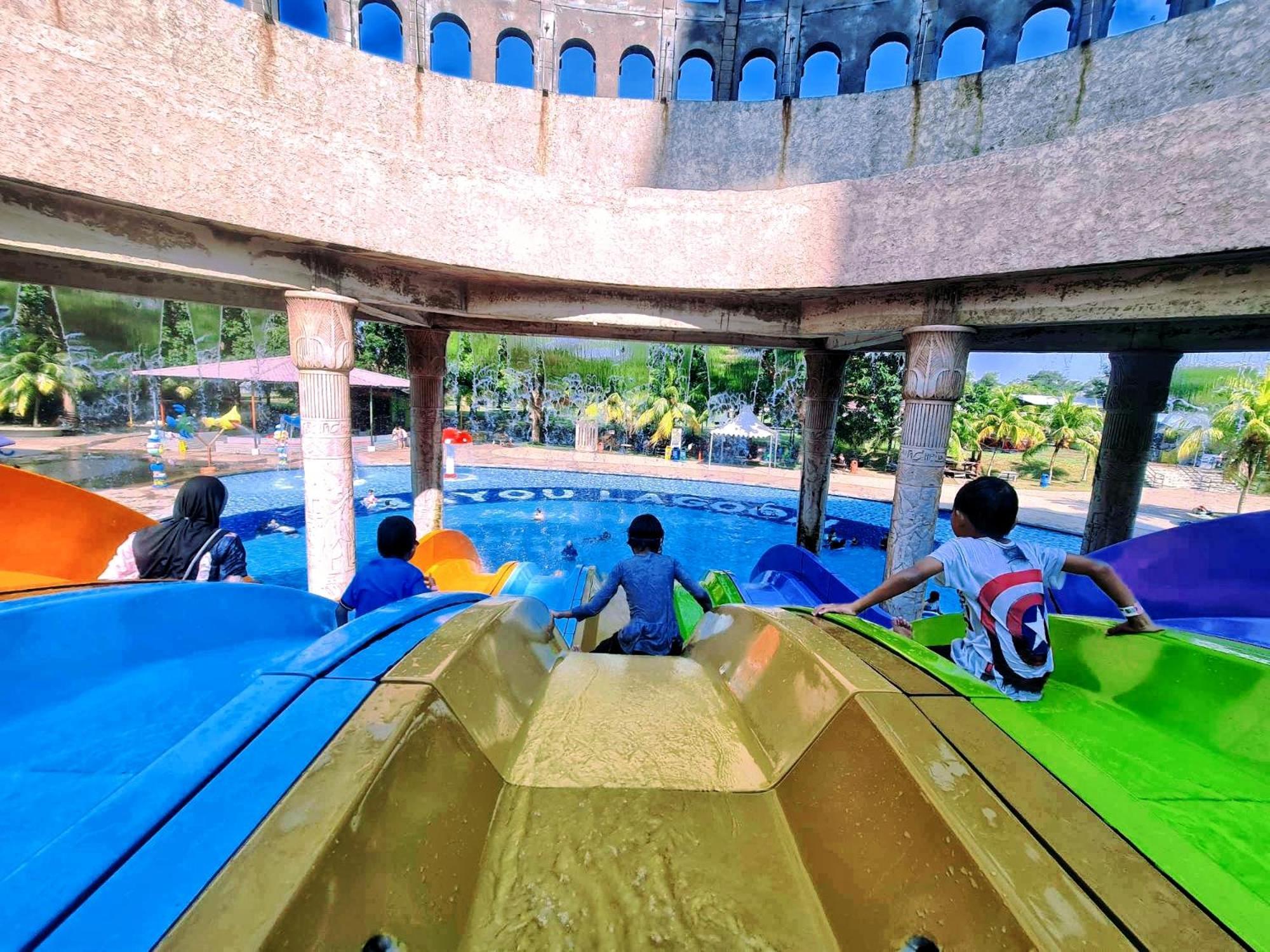 Melaka Top Largest Waterpark Resort - By Youbnb Homestay Melaka Extérieur photo